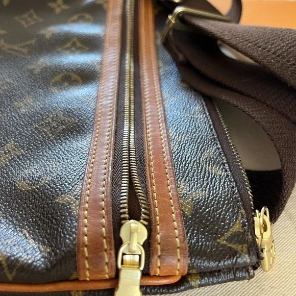 Louis Vuitton authentic vintage retired cross body bag adjustable strap - Picture 8 of 17